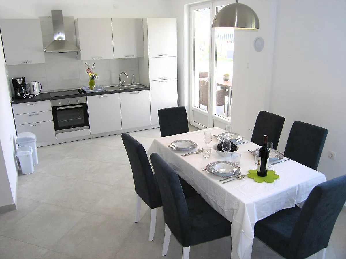 Apartment Apartman Danijel Krk Town