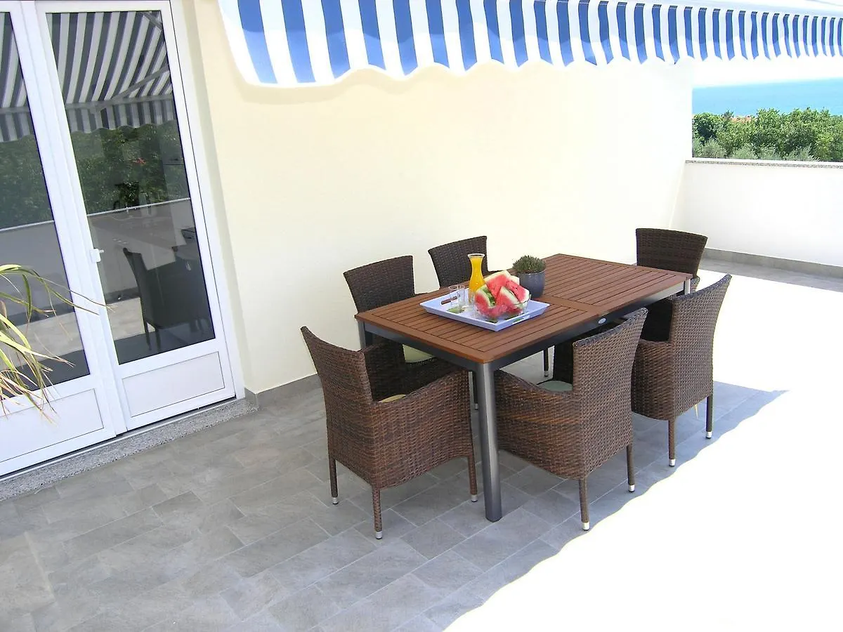 Apartman Danijel Krk Town Croácia