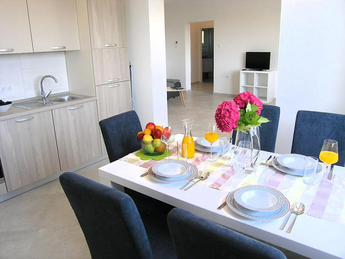 Apartment Apartman Danijel Krk Town